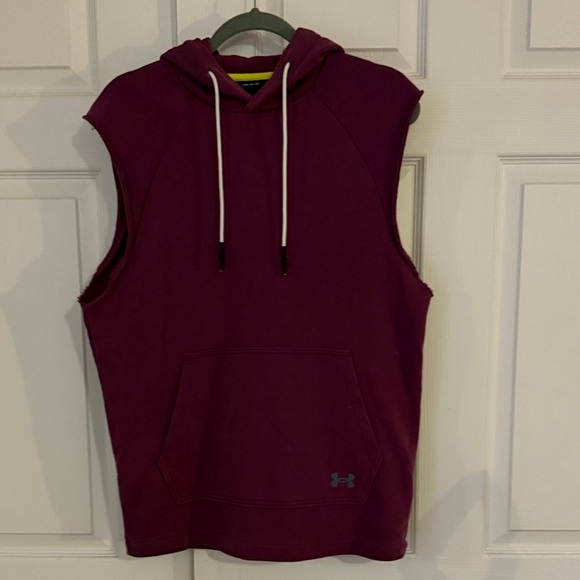 Under Armour Maroon/Plum Sleeveless Hoodie - Picture 1 of 3